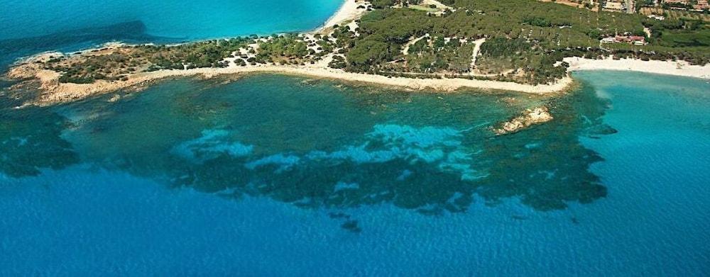Residence Sos Alinos Cala Liberotto Buitenkant foto
