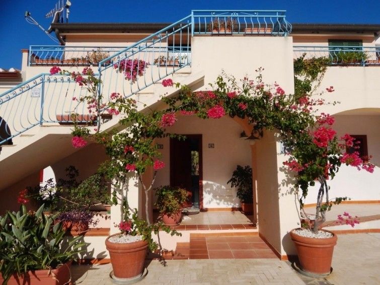 Residence Sos Alinos Cala Liberotto Buitenkant foto