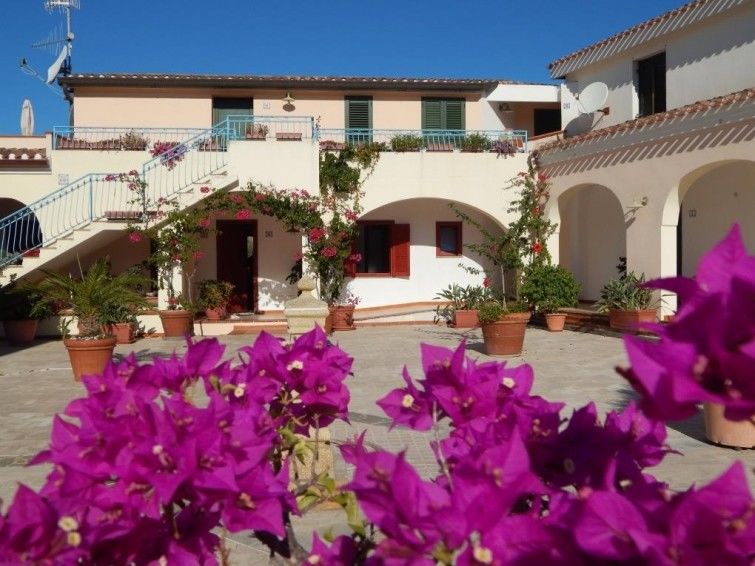 Residence Sos Alinos Cala Liberotto Buitenkant foto