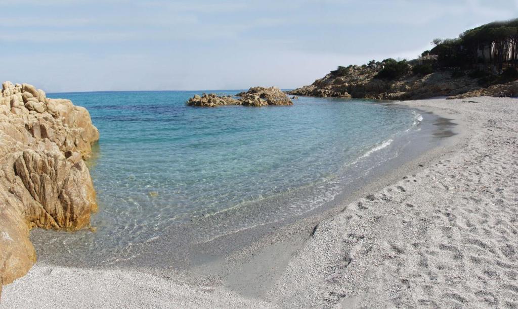 Residence Sos Alinos Cala Liberotto Buitenkant foto